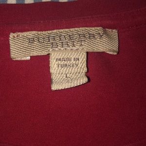 Women’s Burberry t shirt.